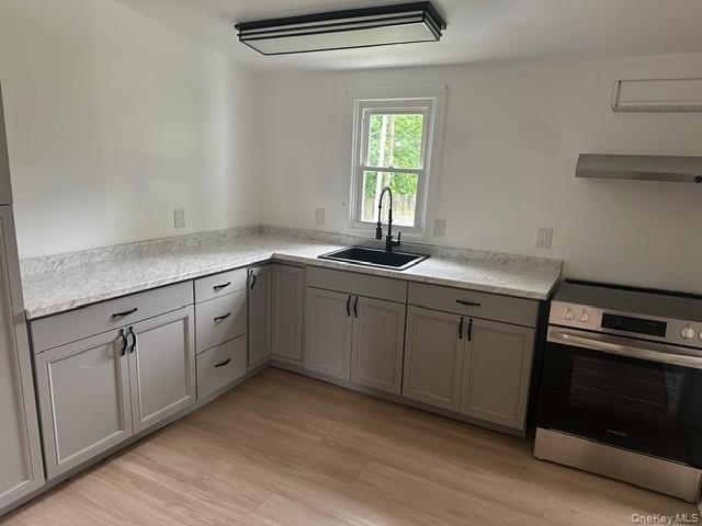 657 South Street 2 -Top Floor, Newburgh, NY 12550