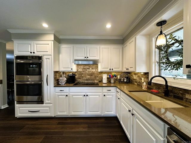 103 Brentwood Cir, Crossett, AR 71635