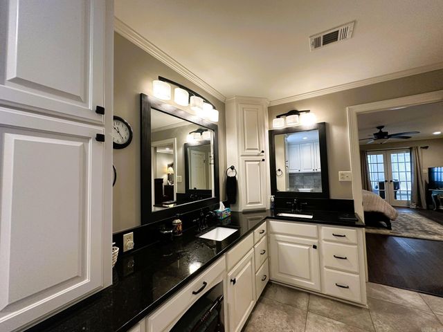 103 Brentwood Cir, Crossett, AR 71635