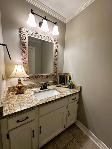 103 Brentwood Cir, Crossett, AR 71635