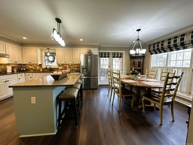 103 Brentwood Cir, Crossett, AR 71635