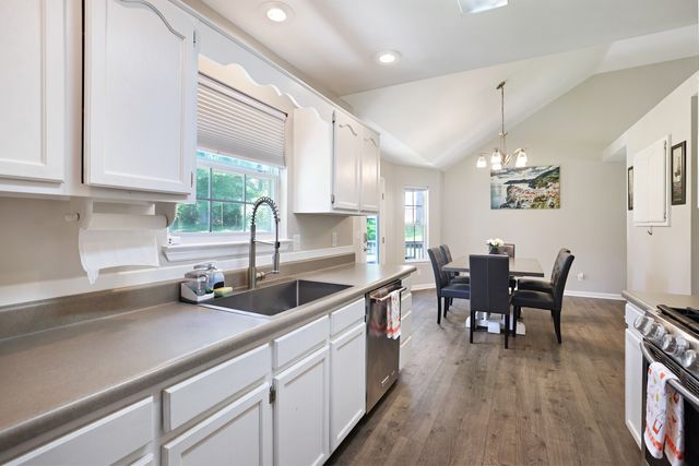 146 Sherron Dr, Dickson, TN 37055