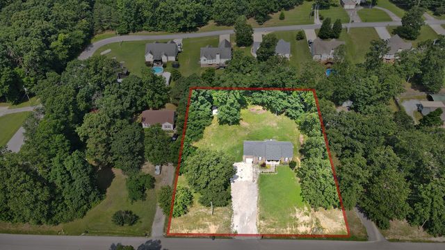 146 Sherron Dr, Dickson, TN 37055