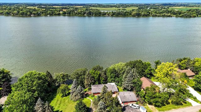 28059 742nd Avenue, Dassel, MN 55325