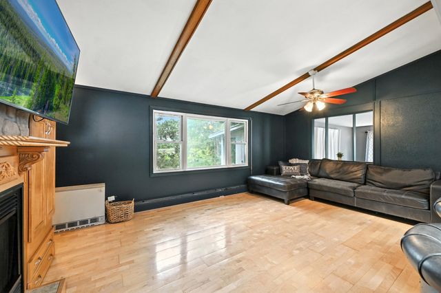 28059 742nd Avenue, Dassel, MN 55325