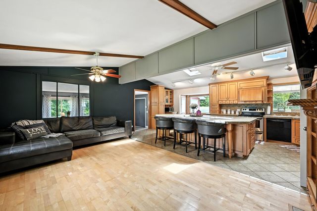 28059 742nd Avenue, Dassel, MN 55325