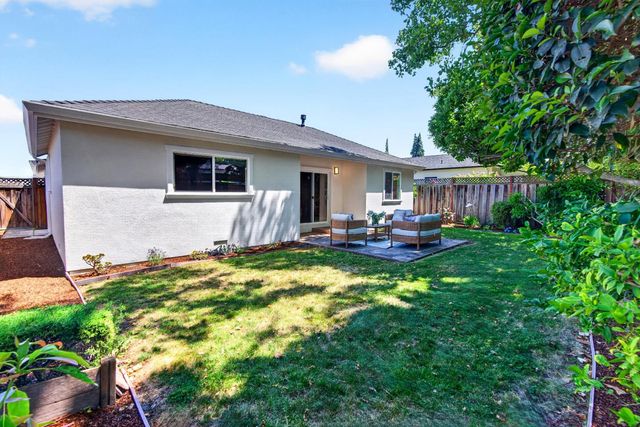345 Orchard Avenue, Sunnyvale, CA 94085