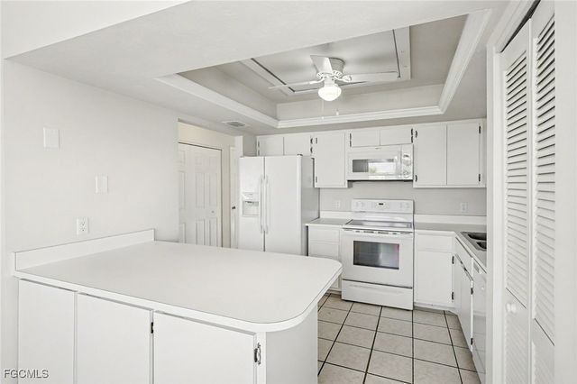 4528 SE 5th PL 8, Cape Coral, FL 33904