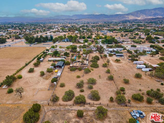 2057 W Avenue O, Palmdale, CA 93551