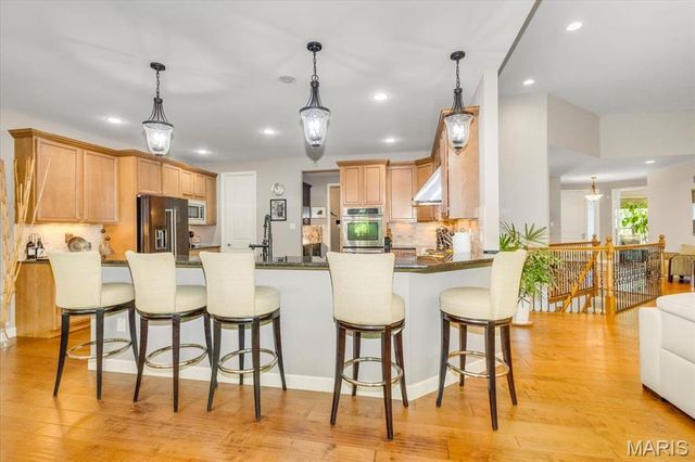 14623 Kendall Ridge Drive, Chesterfield, MO 63017