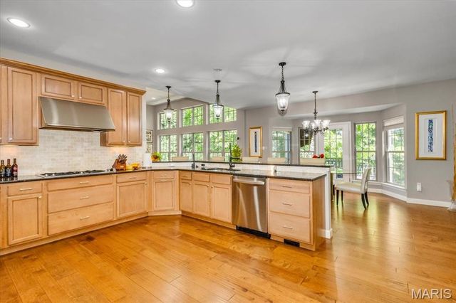 14623 Kendall Ridge Drive, Chesterfield, MO 63017