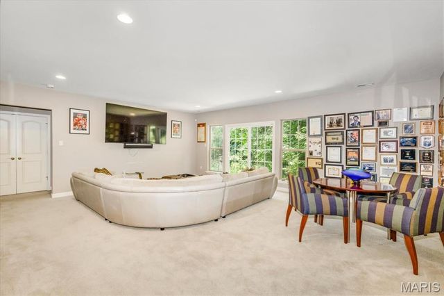 14623 Kendall Ridge Drive, Chesterfield, MO 63017