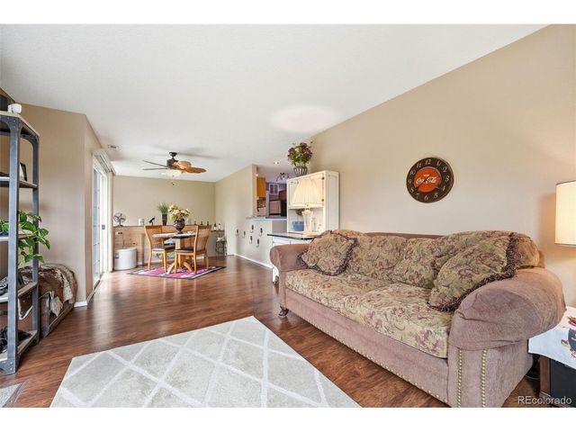932 Tampico Ct, Colorado Springs, CO 80910