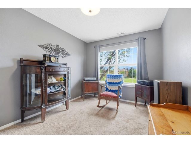 932 Tampico Ct, Colorado Springs, CO 80910