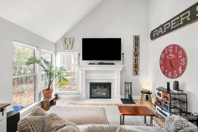 121 Lake Pine Road, Mooresville, NC 28117