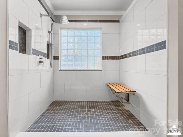 121 Lake Pine Road, Mooresville, NC 28117