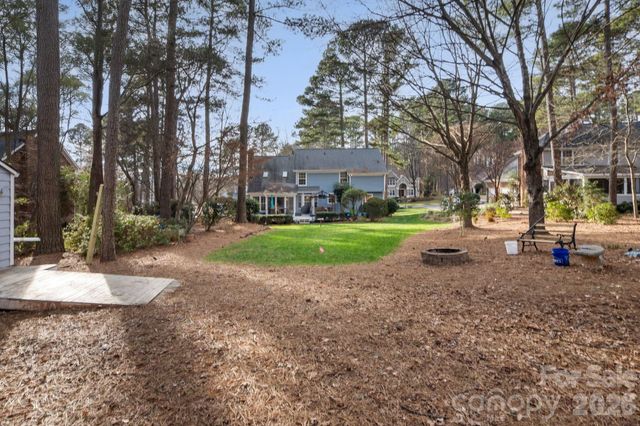121 Lake Pine Road, Mooresville, NC 28117