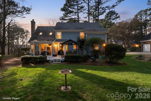 121 Lake Pine Road, Mooresville, NC 28117