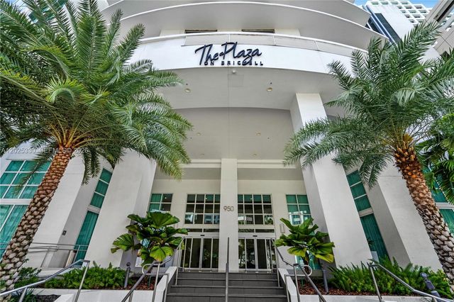 950 Brickell Bay Dr 5210, Miami, FL 33131