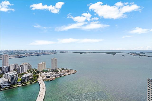 950 Brickell Bay Dr 5210, Miami, FL 33131