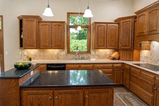 3415 SCHUBERT PLACE, Green Bay, WI 54311