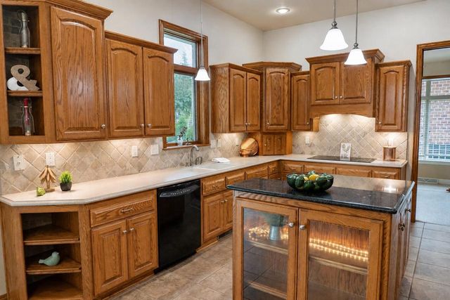3415 SCHUBERT PLACE, Green Bay, WI 54311