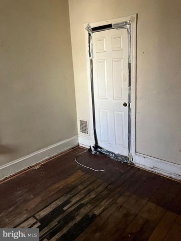 3821 BROWN ST, Philadelphia, PA 19104