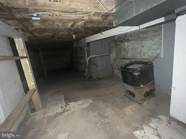 3821 BROWN ST, Philadelphia, PA 19104