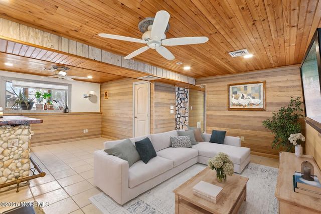 3138 Oceanic Drive, Toms River, NJ 08753