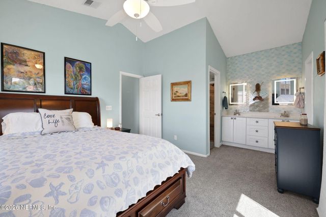 118 GOVERNOR Street 208, Green Cove Springs, FL 32043