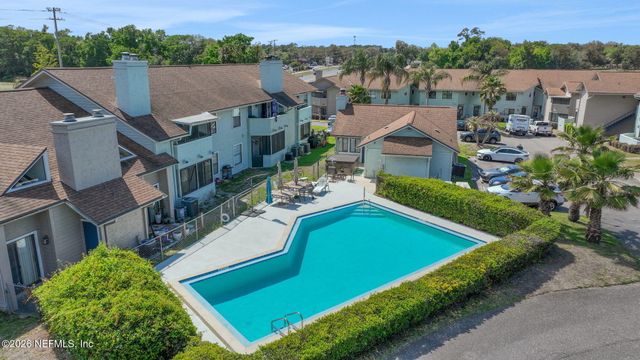 118 GOVERNOR Street 208, Green Cove Springs, FL 32043