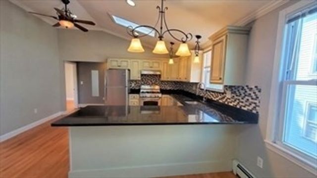118 Foster Street 3, Peabody, MA 01960