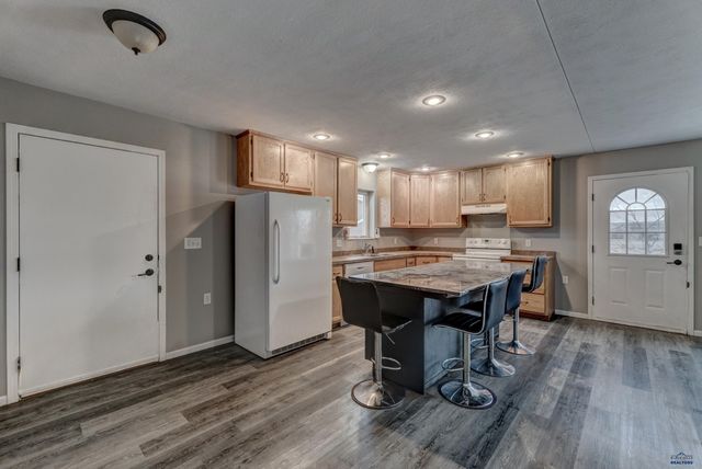 636 SHUTTLE COURT, Box Elder, SD 57719