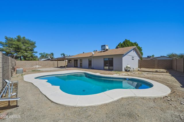 4650 S PARKSIDE Drive, Tempe, AZ 85282