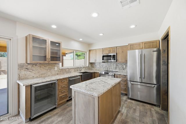 4650 S PARKSIDE Drive, Tempe, AZ 85282