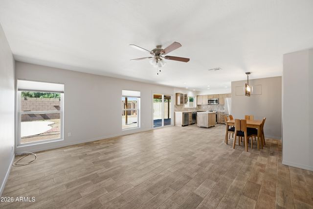 4650 S PARKSIDE Drive, Tempe, AZ 85282