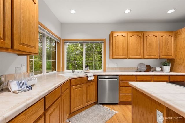 4606 Saddleback Drive NW, Gig Harbor, WA 98332