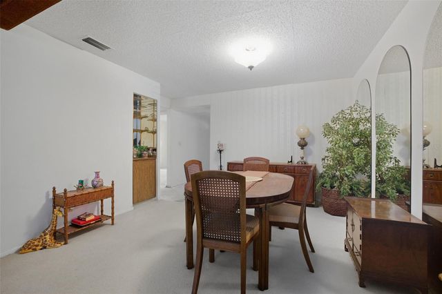 19029 US HIGHWAY 19 N 15A, Clearwater, FL 33764