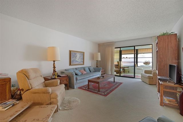 19029 US HIGHWAY 19 N 15A, Clearwater, FL 33764