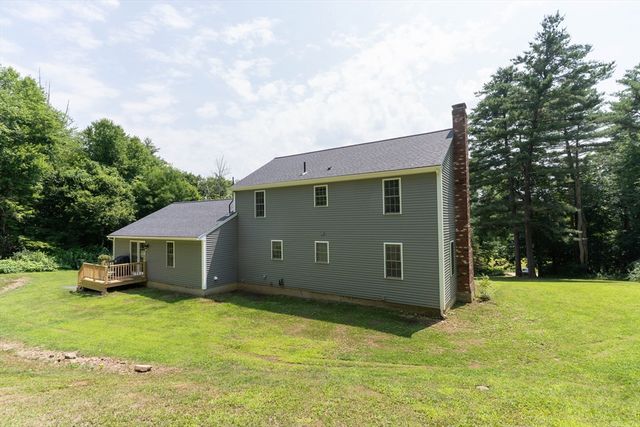 26 Old West Brookfield Rd, North Brookfield, MA 01535