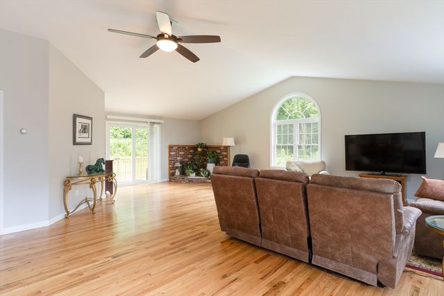 26 Old West Brookfield Rd, North Brookfield, MA 01535