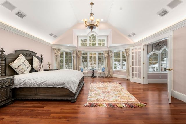5 Hamlins Crossing, Dover, MA 02030