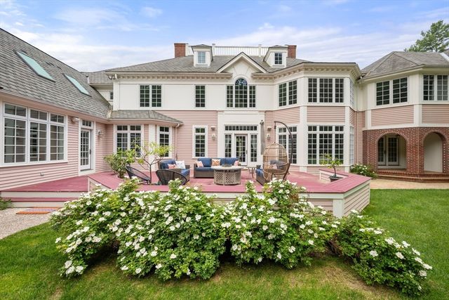 5 Hamlins Crossing, Dover, MA 02030