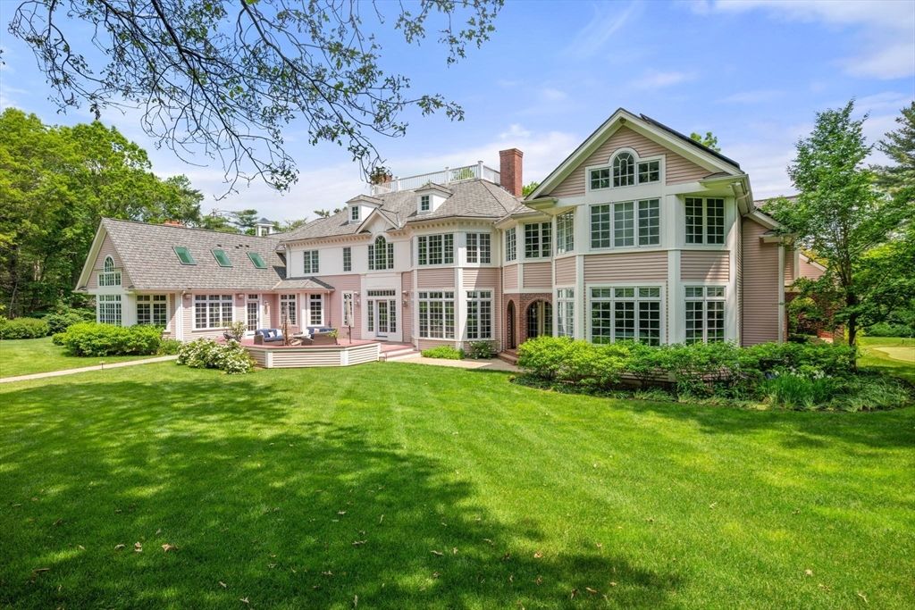 5 Hamlins Crossing, Dover, MA 02030