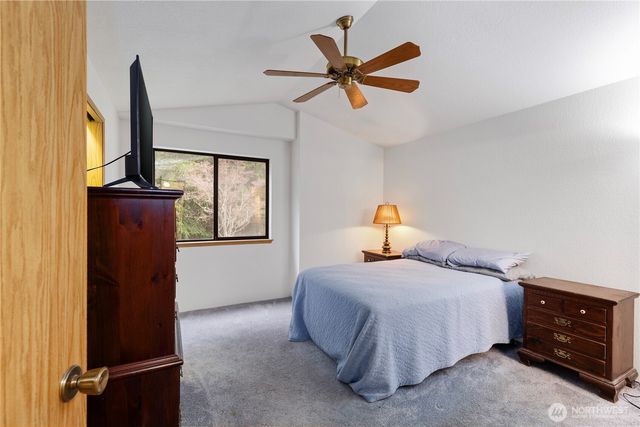 101 Chimacum Creek Drive, Port Hadlock, WA 98339