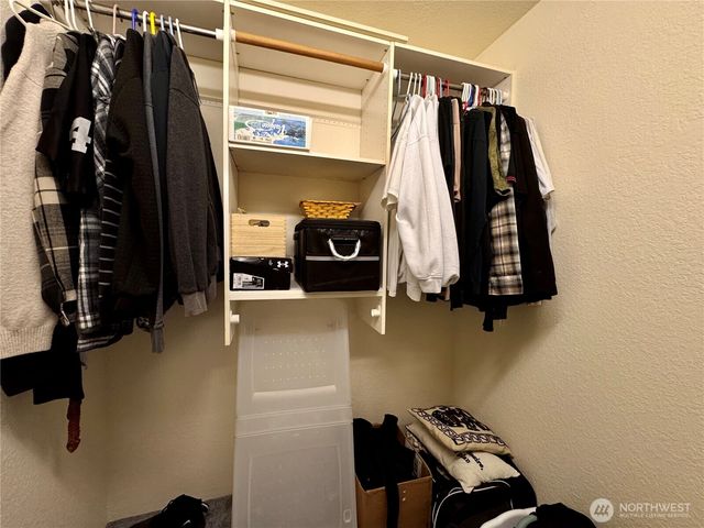 101 Chimacum Creek Drive, Port Hadlock, WA 98339