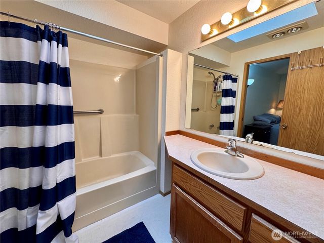 101 Chimacum Creek Drive, Port Hadlock, WA 98339