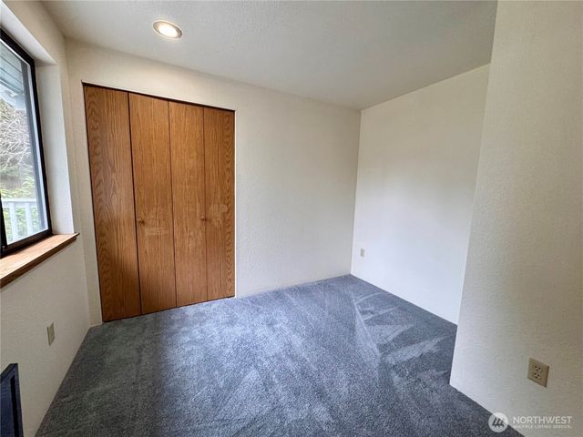 101 Chimacum Creek Drive, Port Hadlock, WA 98339