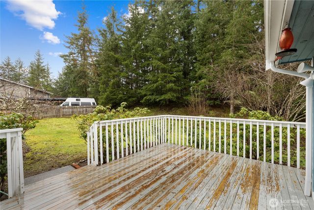 101 Chimacum Creek Drive, Port Hadlock, WA 98339