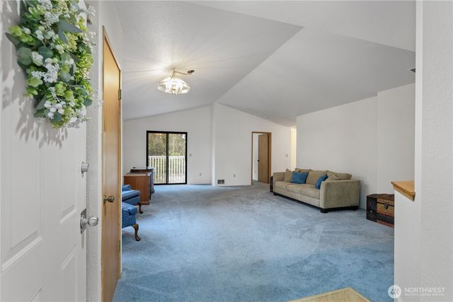 101 Chimacum Creek Drive, Port Hadlock, WA 98339